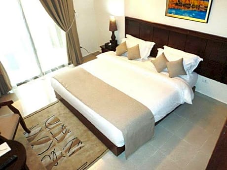 Single Junior Suite Room