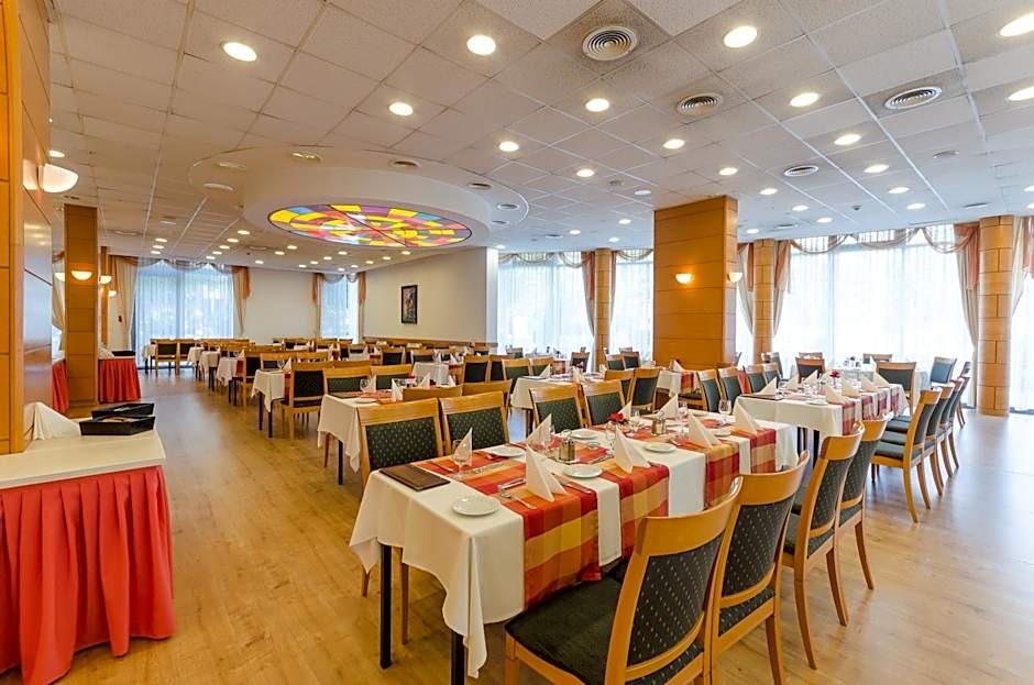 Hunguest Hotel Aqua Sol