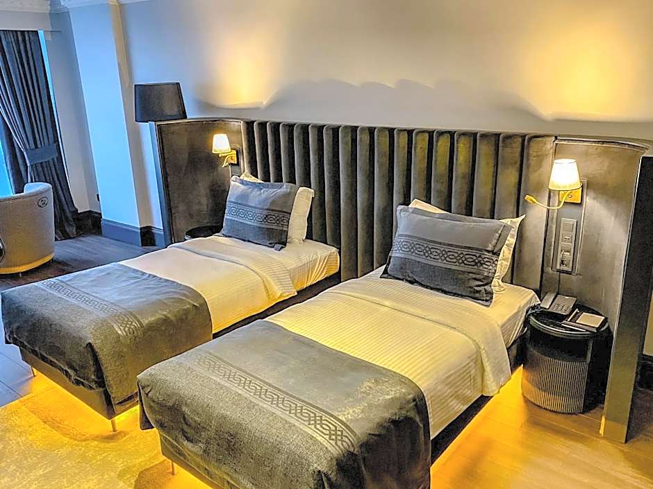 A11 HOTEL BOSPHORUS