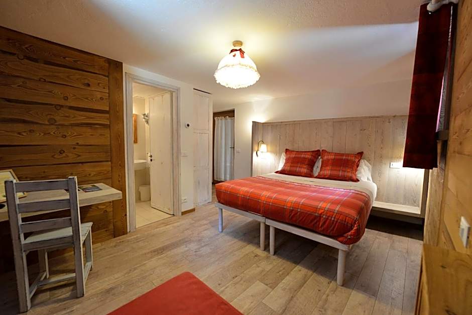 Hotel Petit Dahu - Chambres et Restaurant