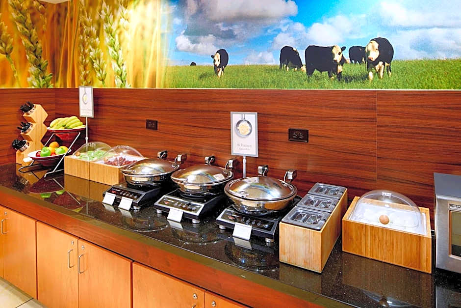 Fairfield Inn & Suites by Marriott Columbus Polaris