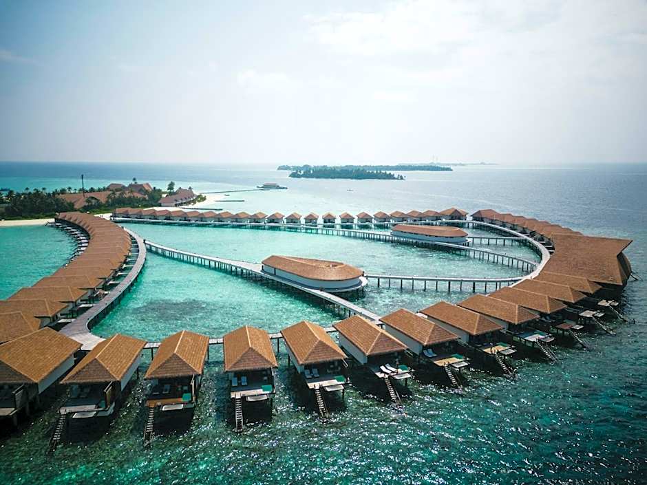 Cinnamon Velifushi Maldives