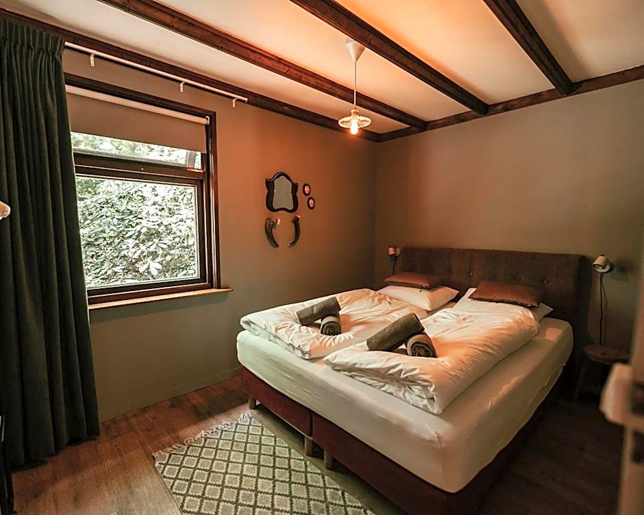 Cozy cottages by Bed en Boshuisjes