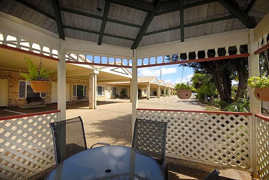 Highlander Motor Inn