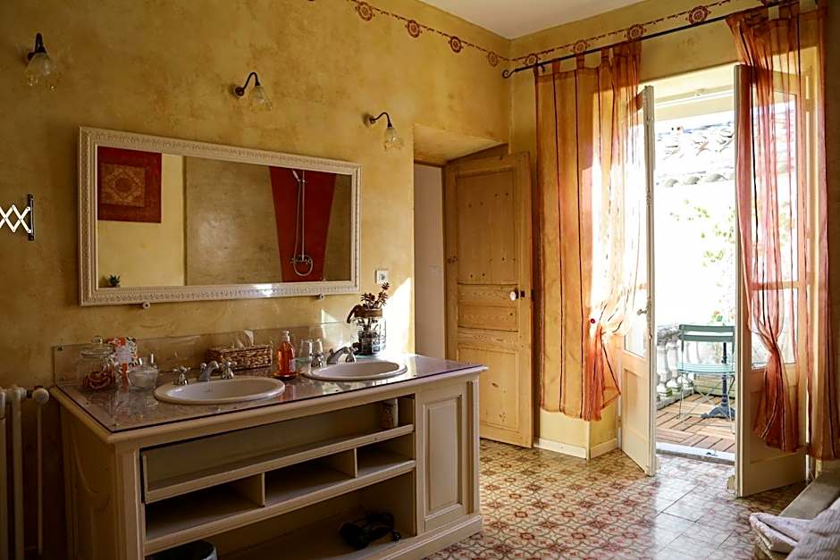 Le Patio Des Senteurs