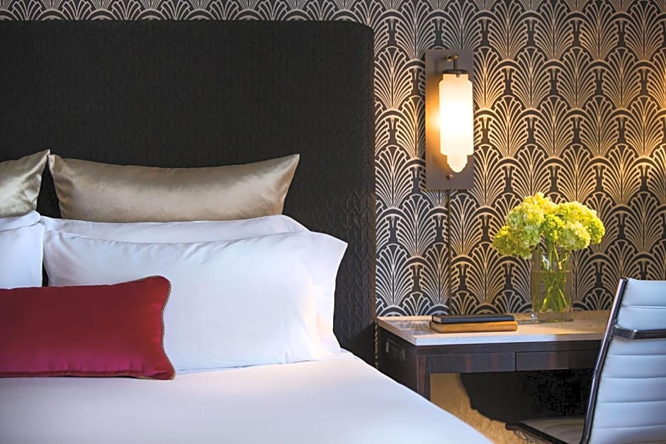 The Allegro Royal Sonesta Hotel Chicago Loop