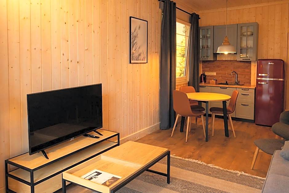 Apartamenty Leśna Przystań nad jeziorem