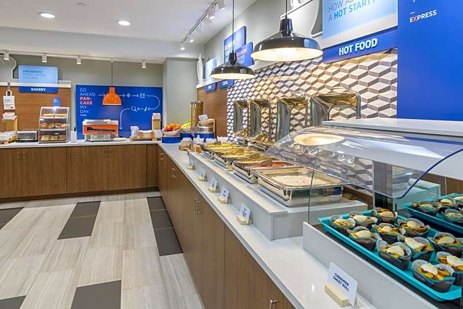 Holiday Inn Express Southington By IHG