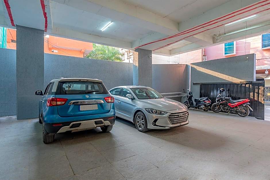 Treebo Living Tree Opposite Khairatabad Metro
