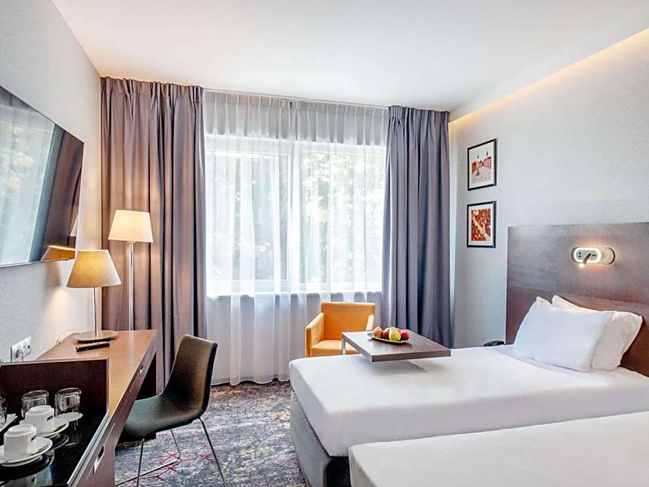 Mercure Airport Warszawa Hotel
