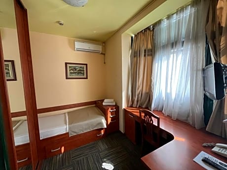 Economy Single Room