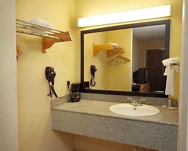 Rodeway Inn Charlotte
