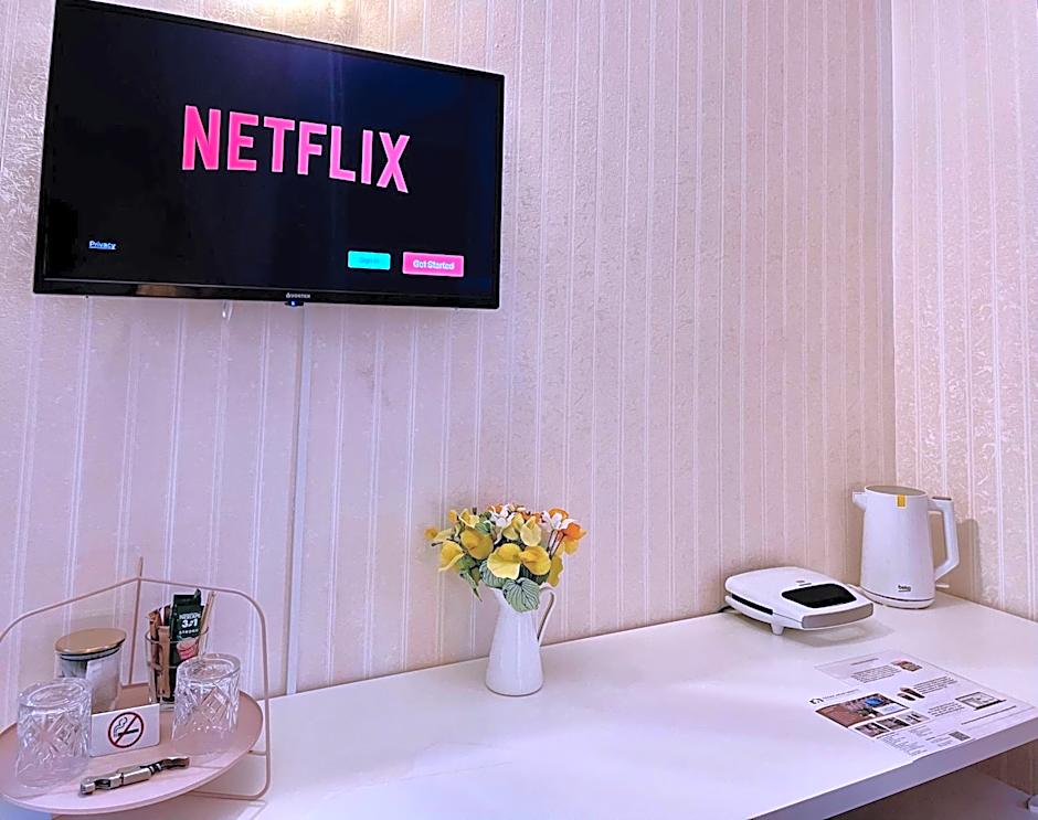 Cozy Hideout - Condo Hotel