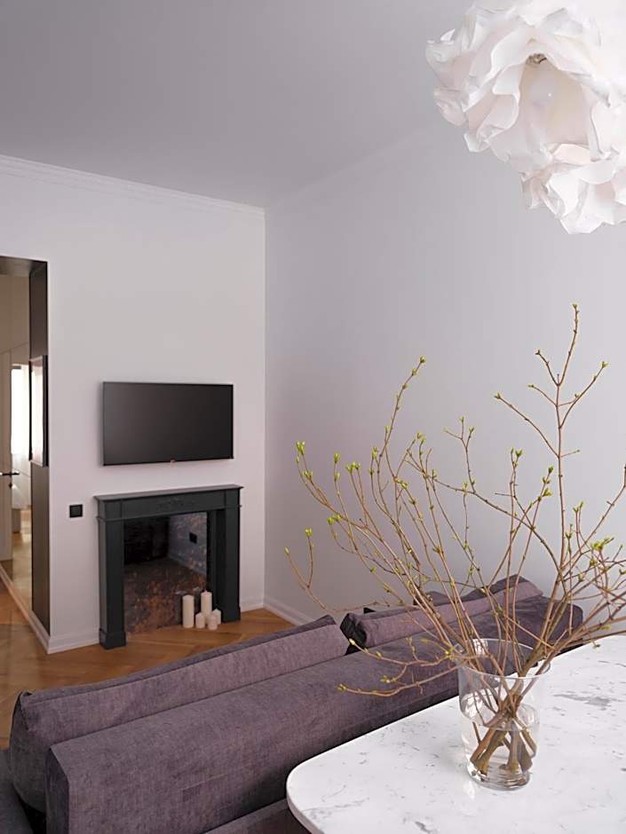 MIRO Rooms Skolas - quiet chic, free parking, self check-in