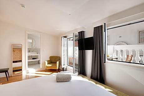 Superior Double Room with Balcony
