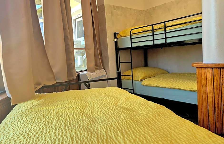 Bled Lesce station rooms and depo