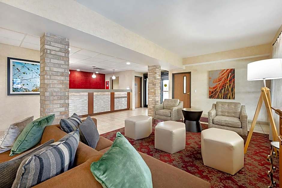 Best Western Plus Howe Inn