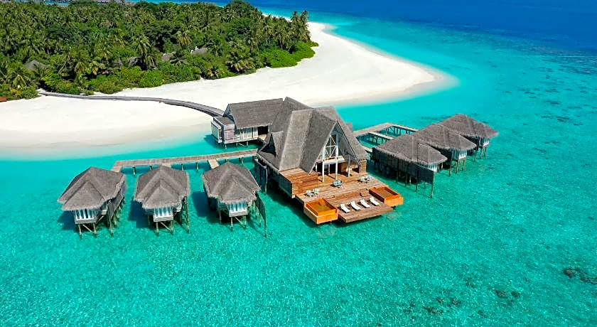 Anantara Kihavah Villas Resort