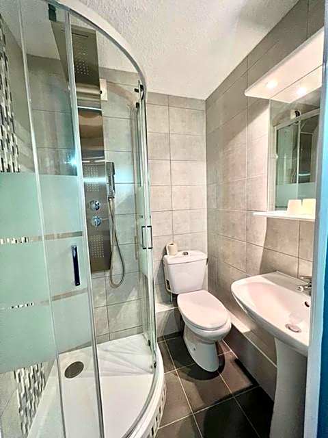 Kyriad Direct Reims Bezannes