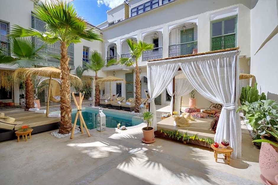 Riad Saranda Hotel Restaurant & Spa