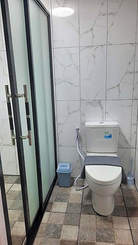 Happy Beach Jomtien Guesthouse