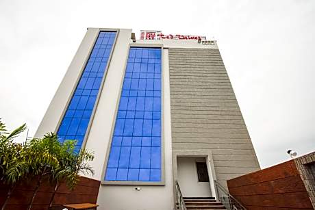 Hotel O Red Velvet Premium