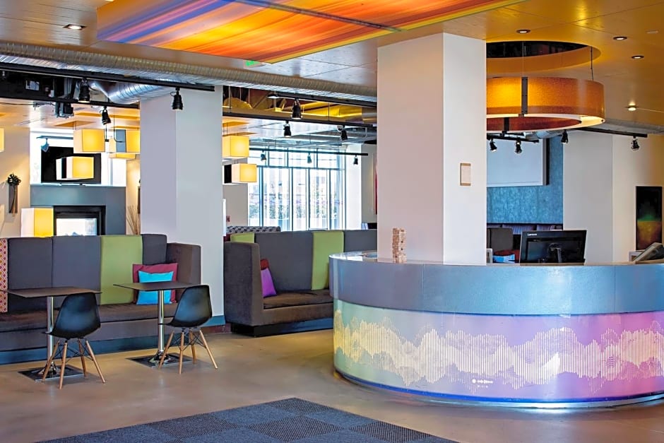 Aloft Tucson University