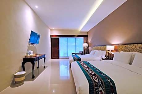 Deluxe Family Room