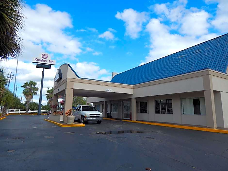 Knights Inn Plant City – Plant City, FL