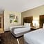 La Quinta Inn & Suites by Wyndham Tuscaloosa - McFarland