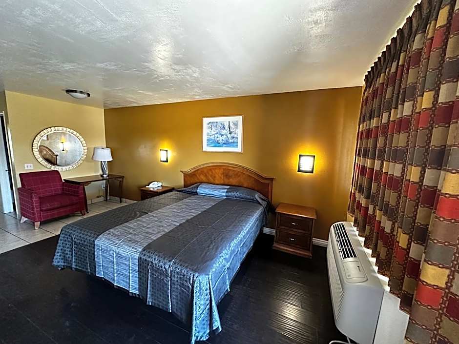 Sunpark Inn & Suites