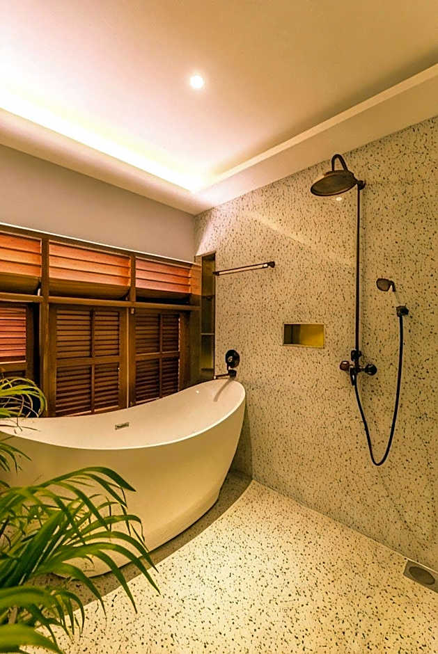 Tien Terrace Macalister