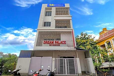 FabHotel New Dream Palace