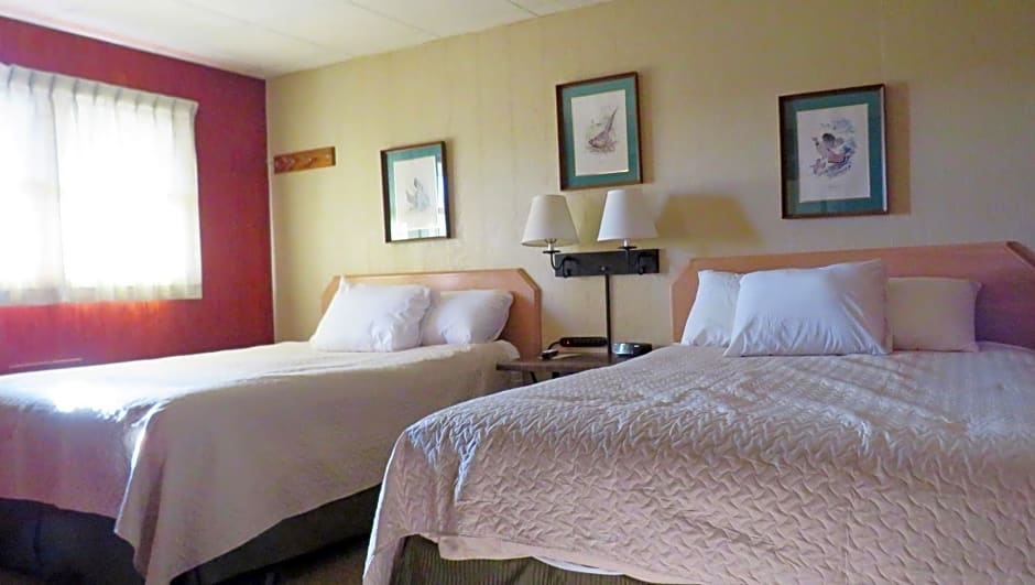 Indianhead Ironwood Hotel