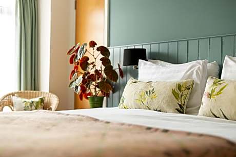 Double or Twin Room with Inland View