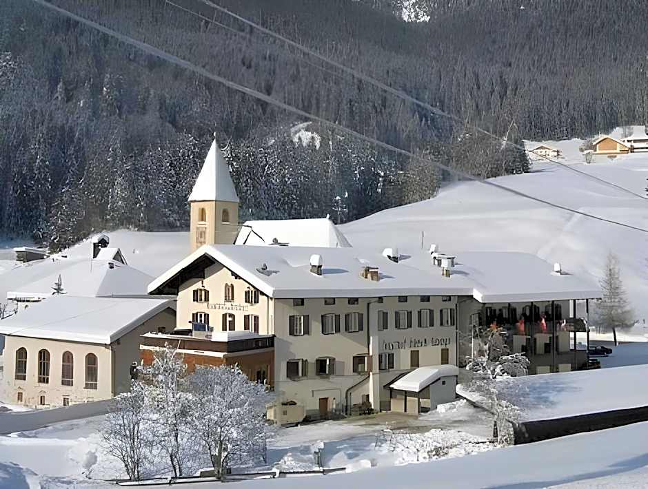 Zum Hirschen Boutique Hotel Val di Non