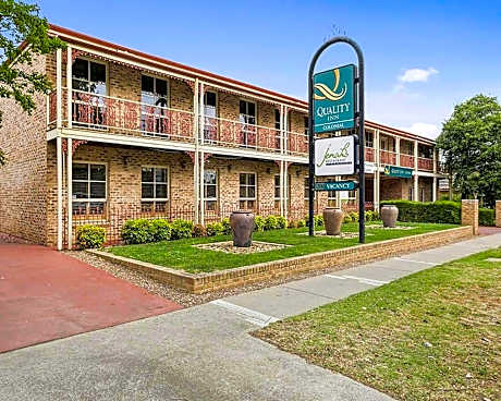 Quality Inn Colonial