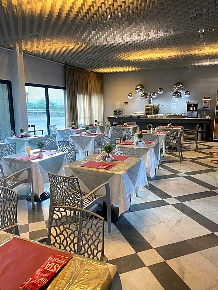 Hotel Forum