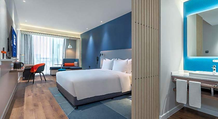 Holiday Inn Express Yangjiang City Center By IHG