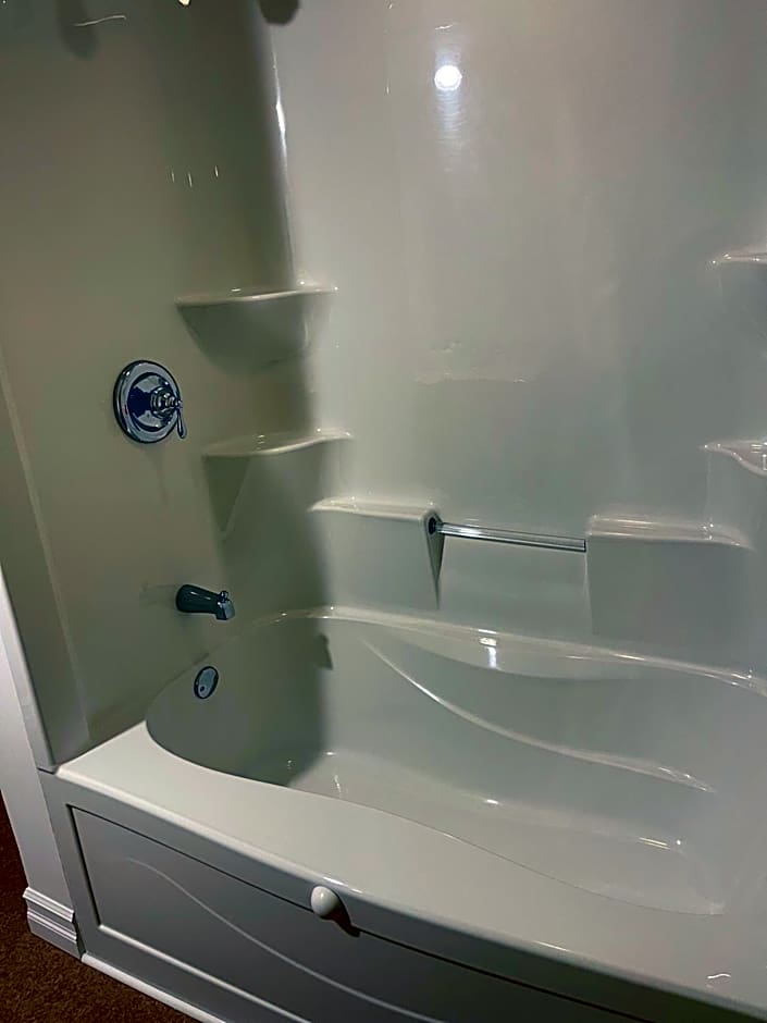 The Archie & Isidore Hotel