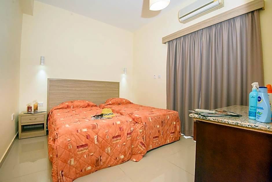 Paul Marie Hotel Apartments