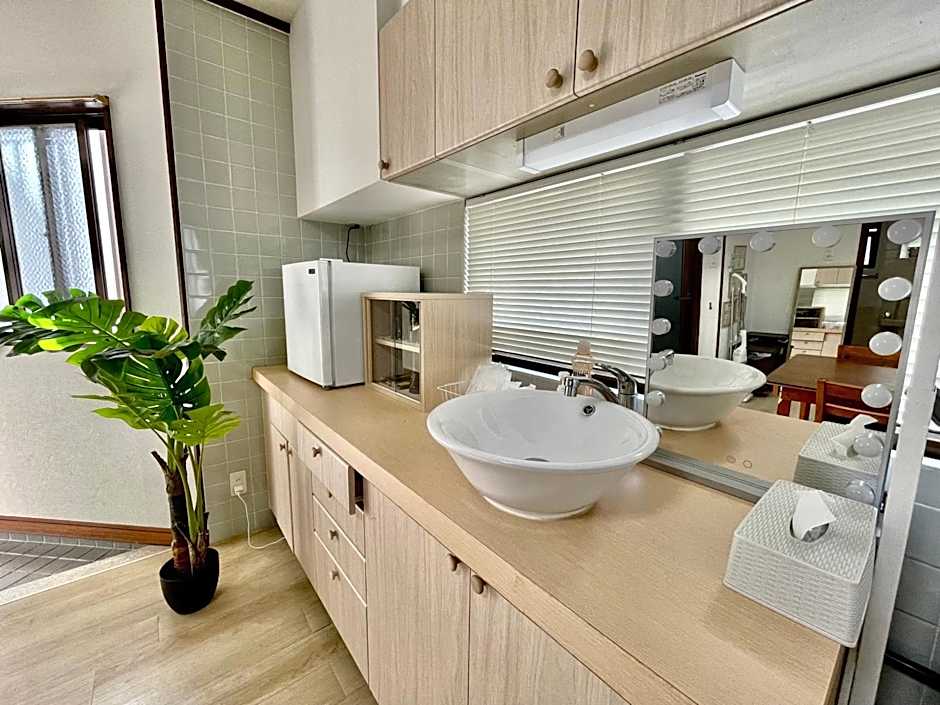 West Villa