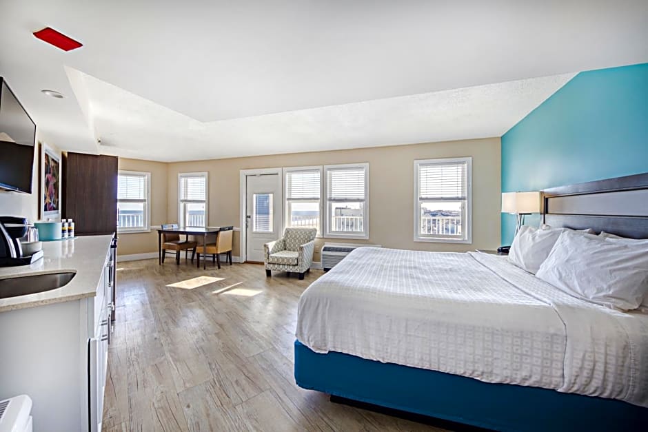 Commander Hotel & Suites