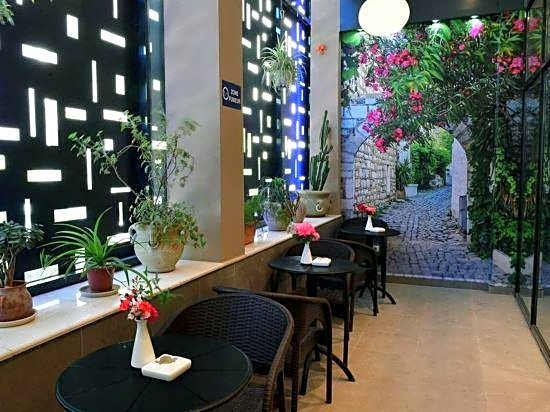Al Naya Hotel