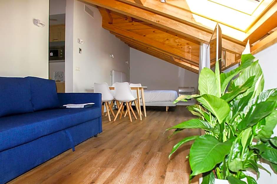 Apartamentos Mundaka Surf Camp