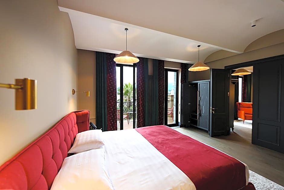 Retro Boutique Hotel