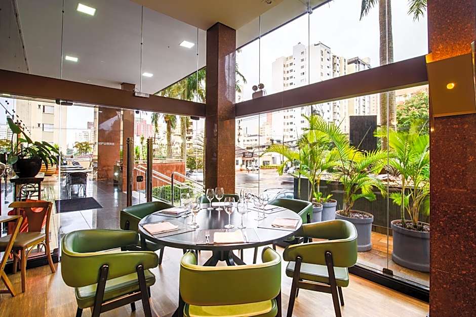 Slaviero Londrina Flat