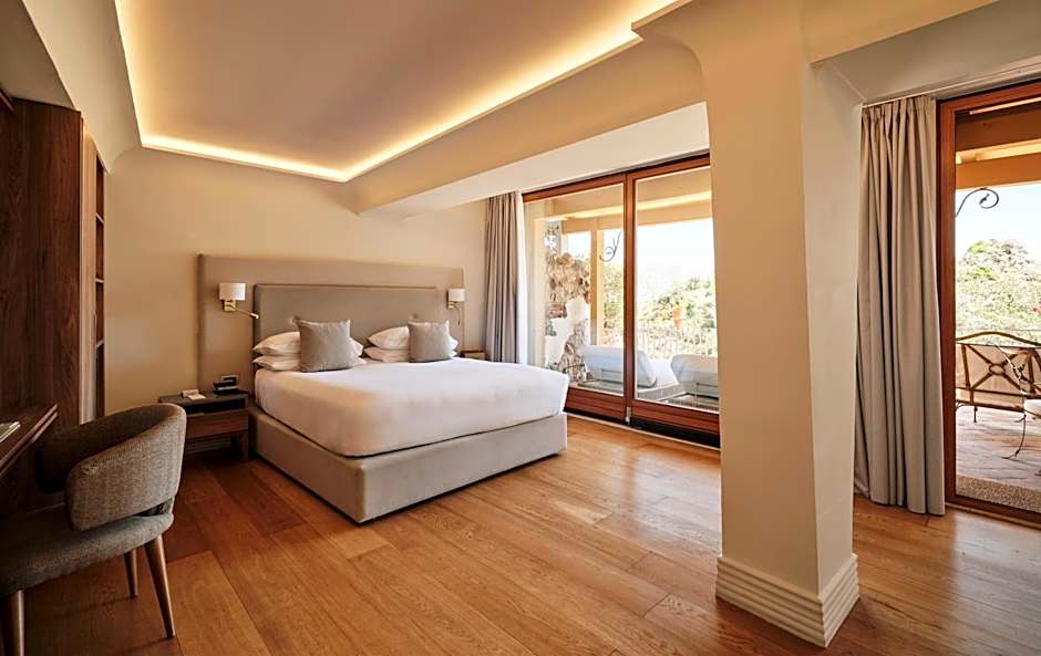 Atlantis Bay - The Leading Hotels of the World