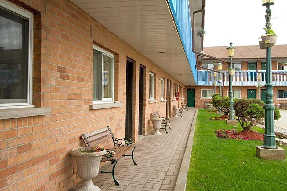 Knights Inn Lindsay