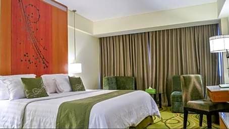 GRAND ALLISON HOTEL